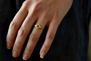 Wearing the Champagne Solitaire signet by Elizabeth Street.