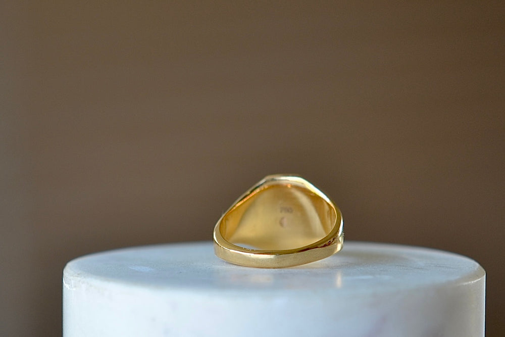 Back of Octagonal Reflection Signet ring by Makiko Wakita.