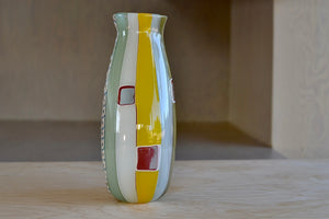 Side view on Robin Mix Medium Cane Vase Thaibo with Windows and Spots.