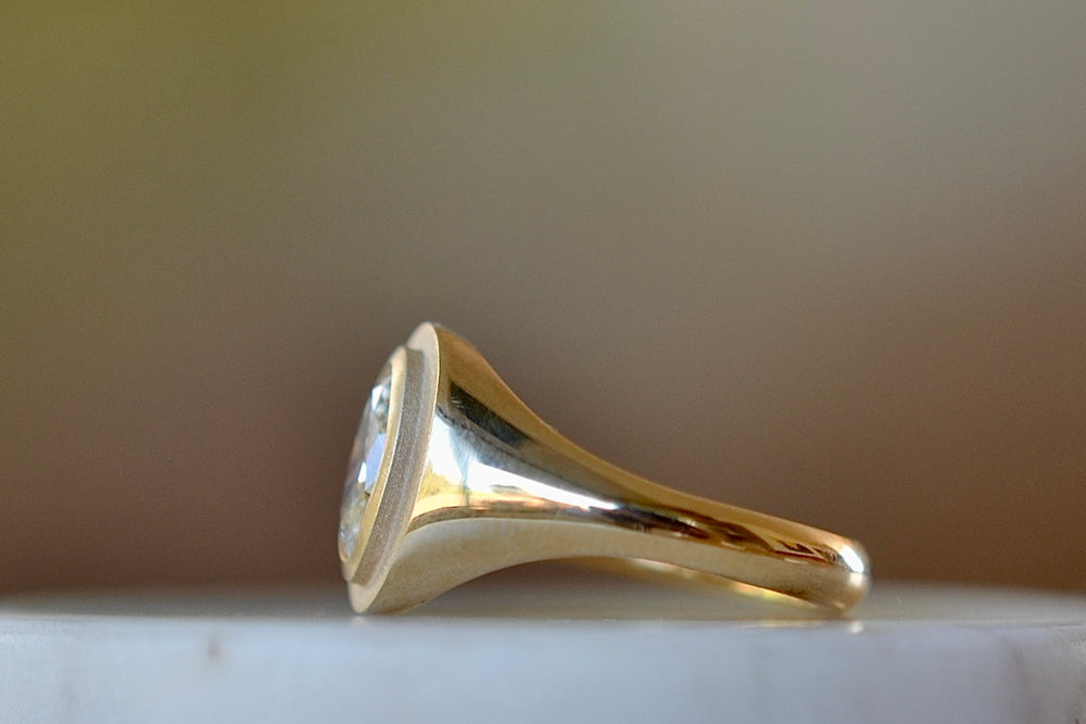 Side view of Oval Signet by Elizabeth Street Jewelry.