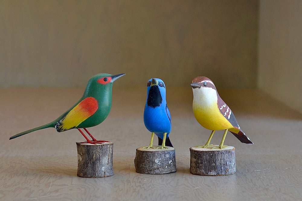 Decorative Wood bird from Brazil - Humming bird and Sai Azul and Papa Formigar.