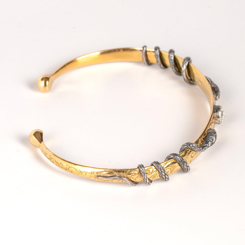 Side view of snake Cuff bravelet by Arman Sarkysian. 