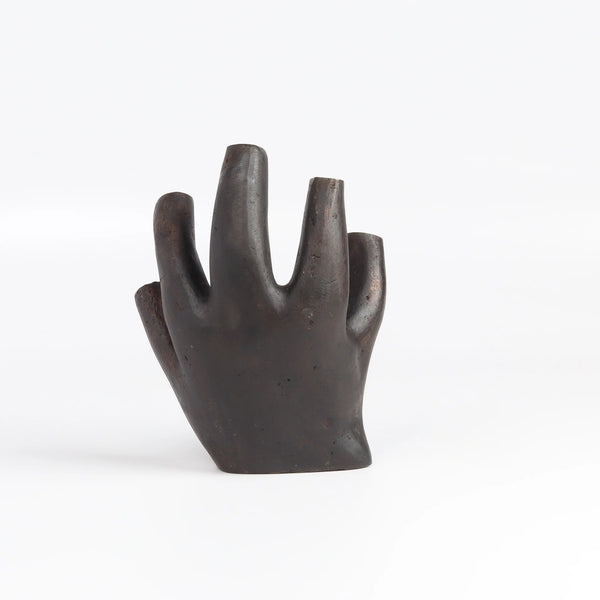Glove vase 3788 in the shape of a hand with cut off finger tops in patina brass with polished top rim.