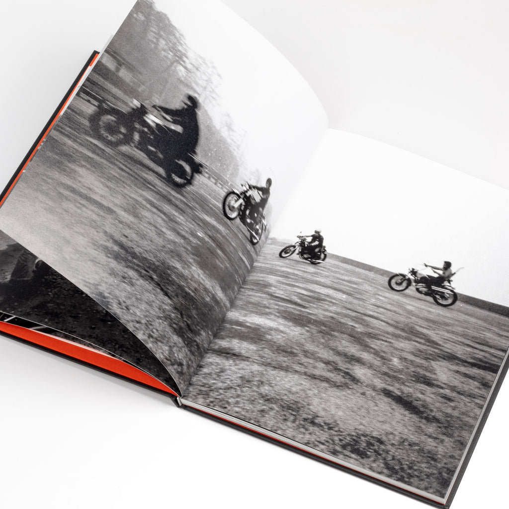 Photograph by Bishin Jumonji  of Masaki Fujisaki  and motorcycle crew in Japan during the 60s and 1970s published by Super Labo