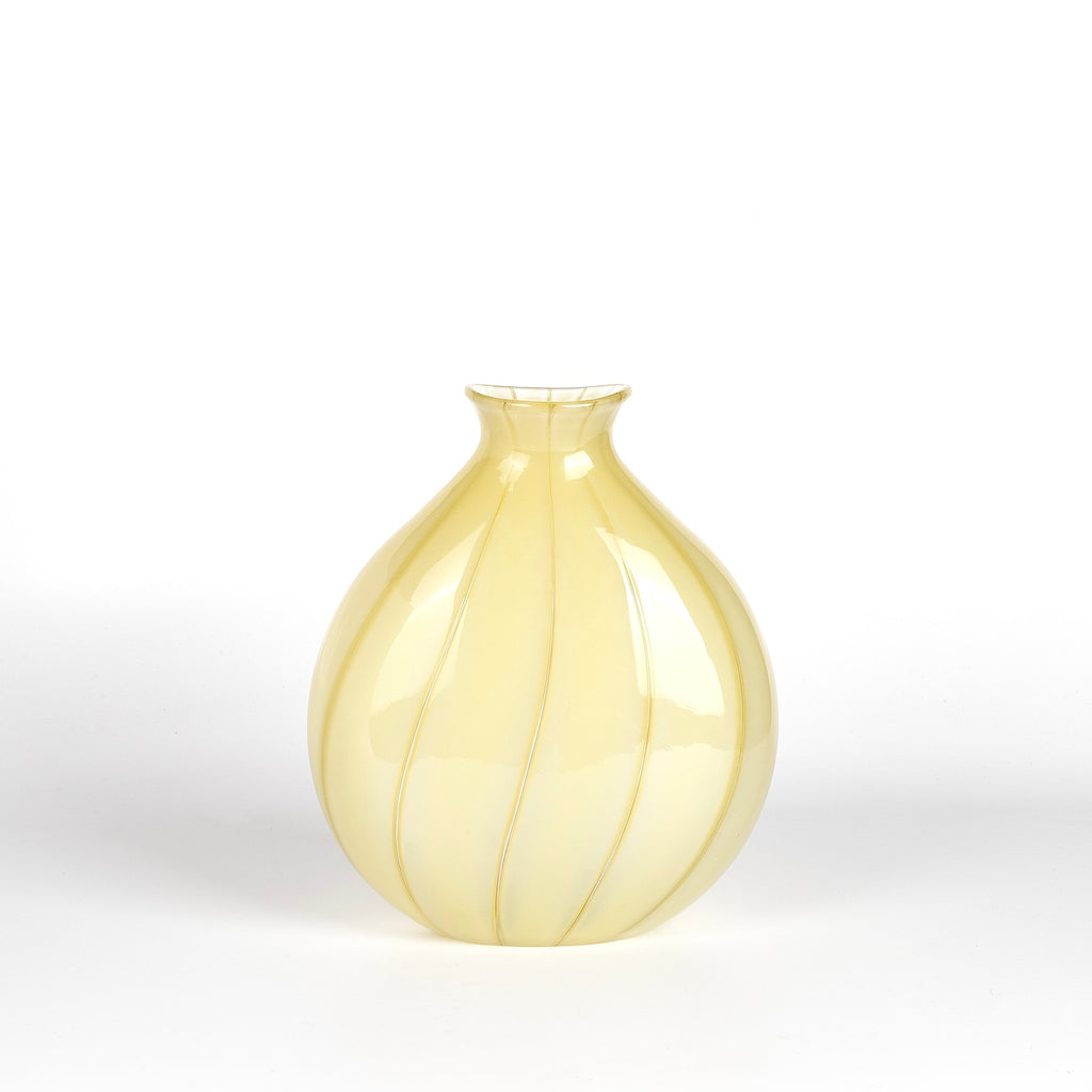 Robin Mix onion Skin vase is a flat cane vase From Studio Glass Master Robin Mix. His sensibilities come from his training in Scandinavia, but his produced using the most sophisticated and iconic of traditional modernist Italian techniques.