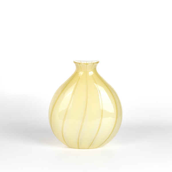 Robin Mix onion Skin vase is a flat cane vase From Studio Glass Master Robin Mix. His sensibilities come from his training in Scandinavia, but his produced using the most sophisticated and iconic of traditional modernist Italian techniques.