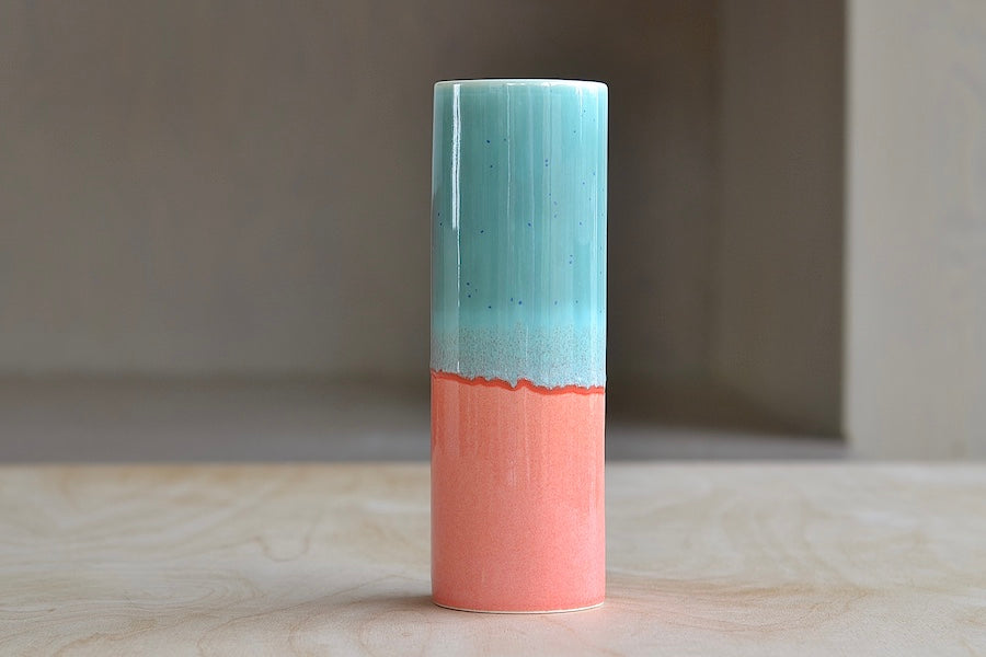 Sky blue and peach cylinder vase by Yuta Segawa.