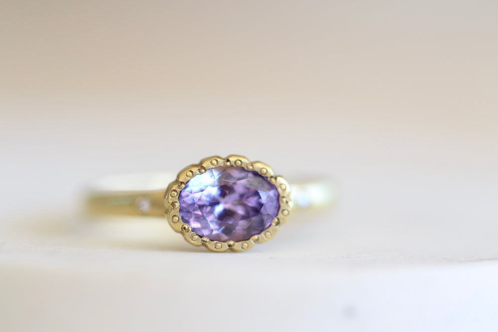 Adel Chefridi Purple Sapphire Blossom ring 18k yellow gold, purple sapphire, diamonds satin finish