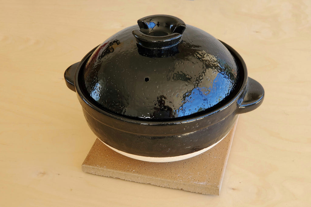 Donabe that is made in Japan.